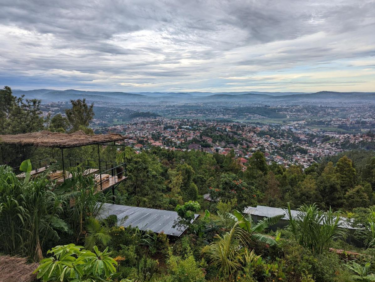 Eagle View Lodge - คิกาลี ภายนอก รูปภาพ