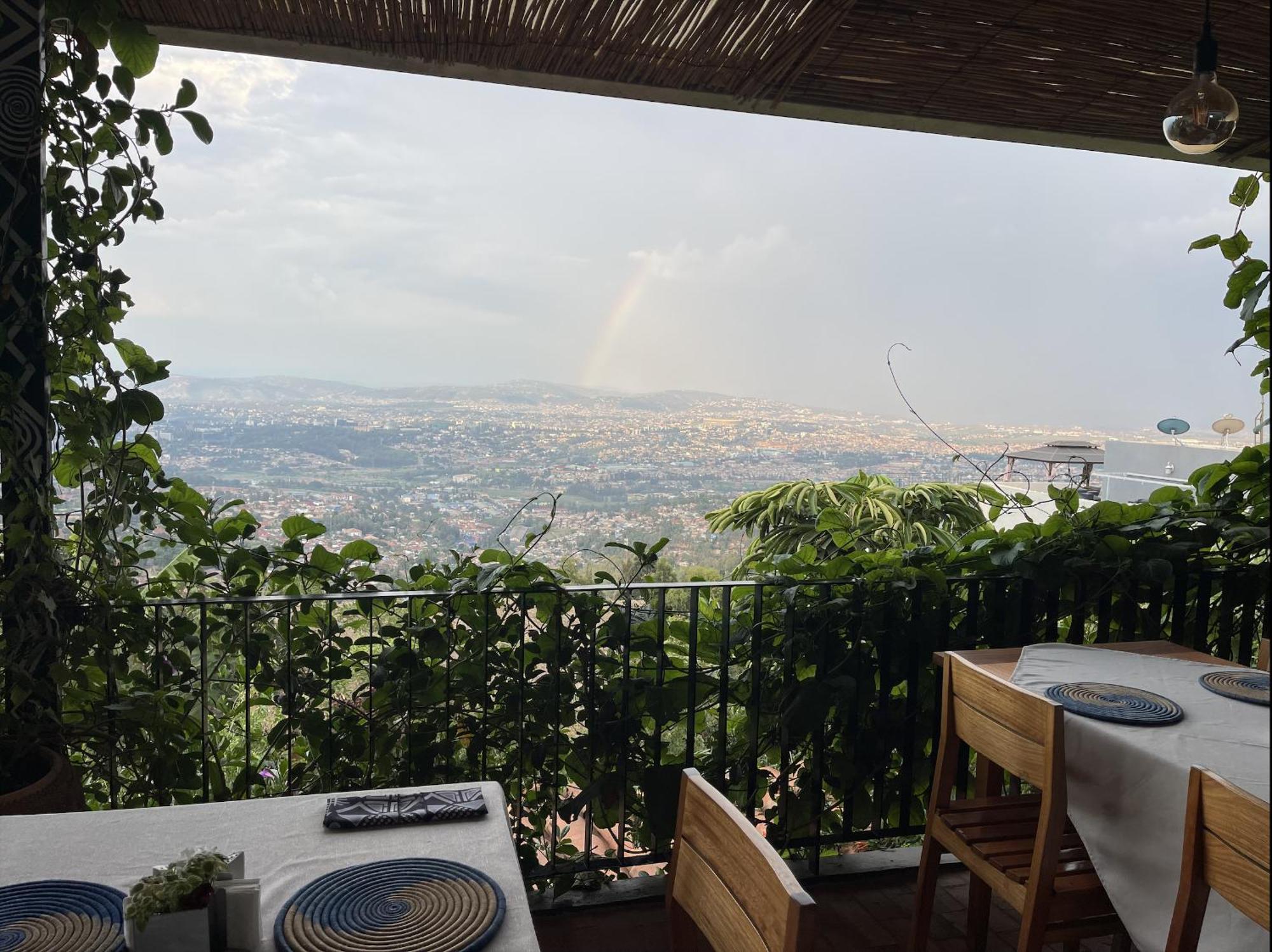 Eagle View Lodge - คิกาลี ภายนอก รูปภาพ